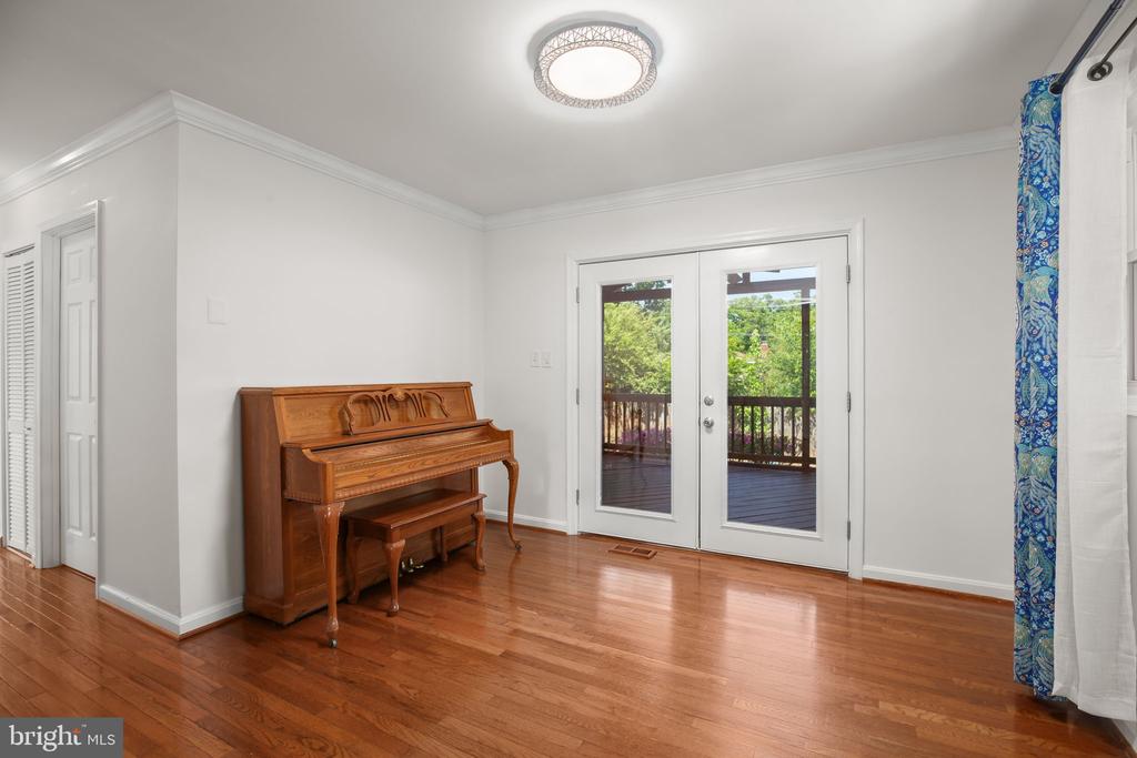 409 MORNINGSIDE DRIVE
