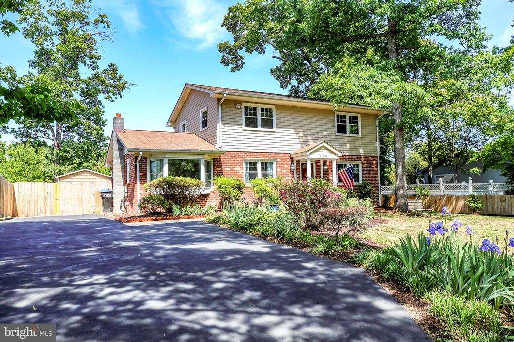 409 MORNINGSIDE DRIVE