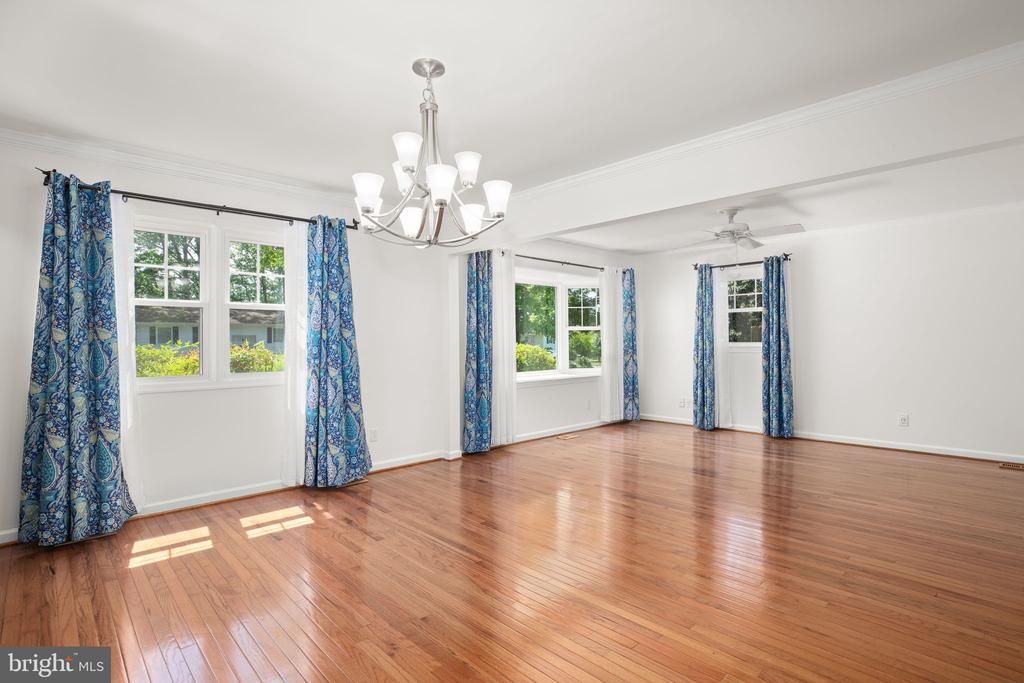 409 MORNINGSIDE DRIVE