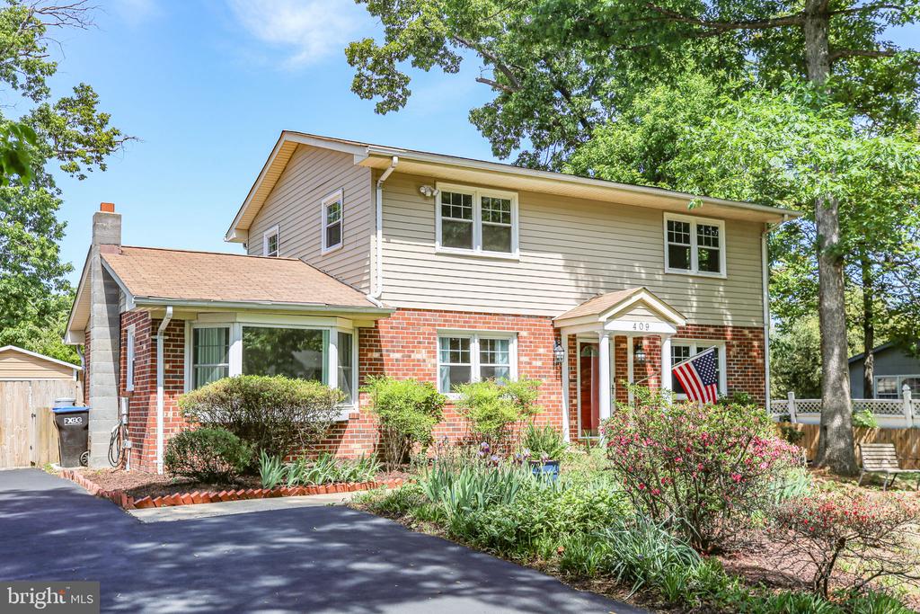 409 MORNINGSIDE DRIVE