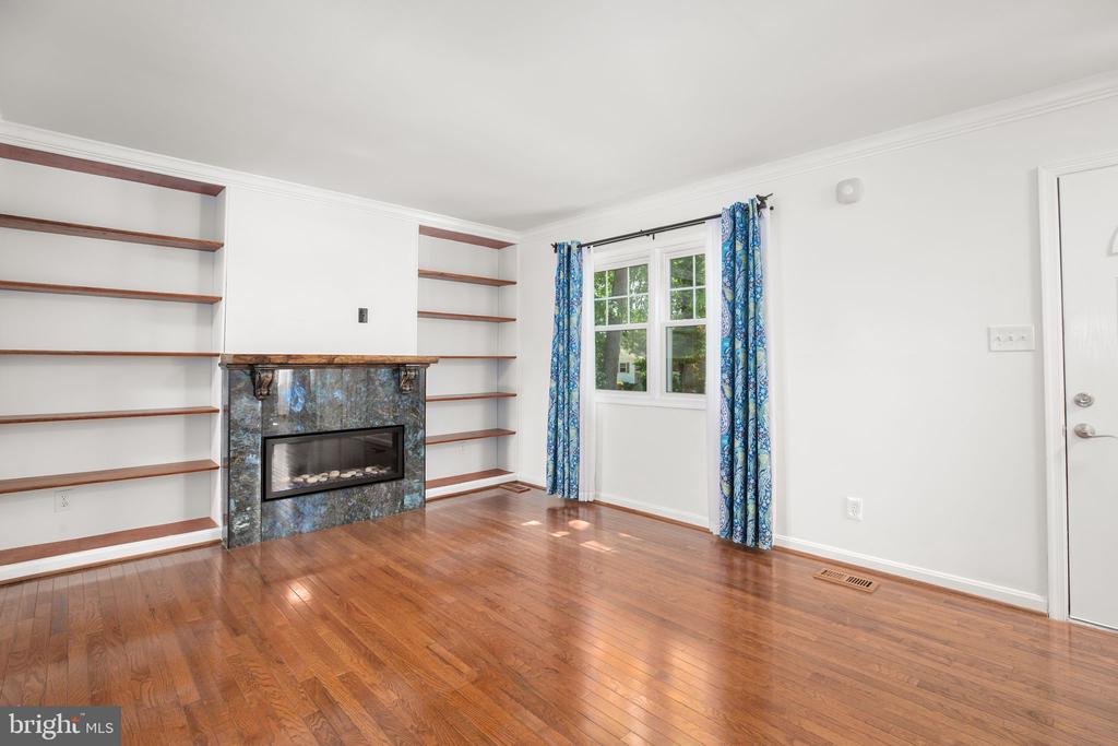 409 MORNINGSIDE DRIVE