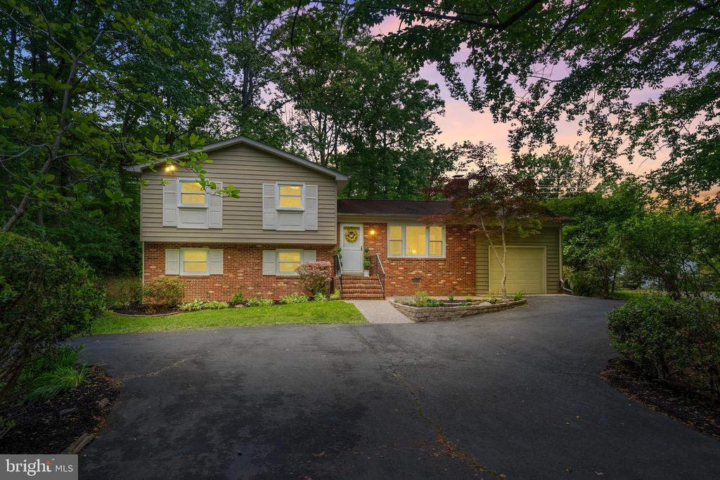 214 BRAEHEAD DRIVE