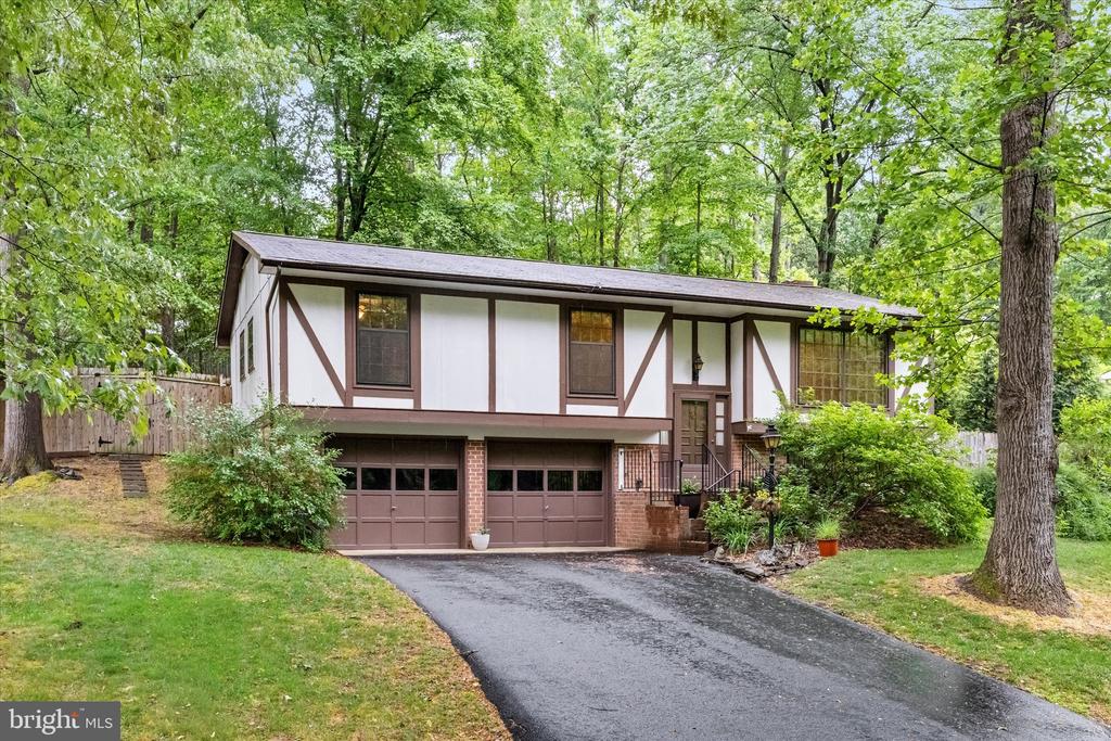 302 ALTOONA DRIVE