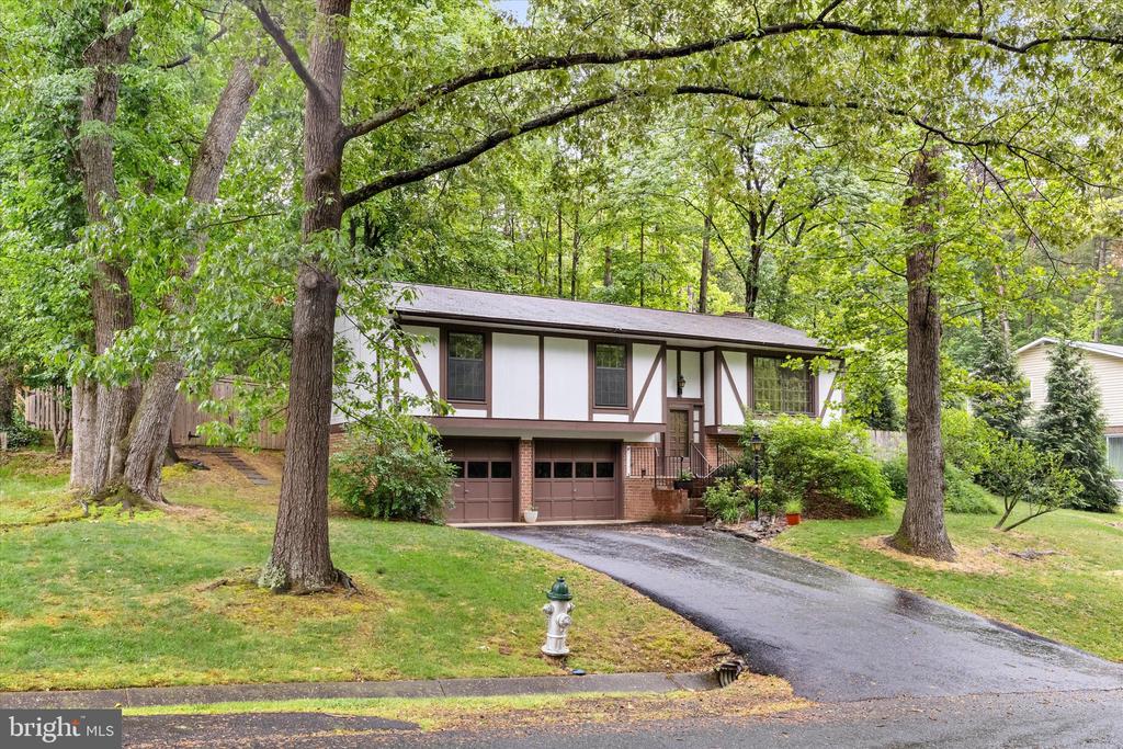 302 ALTOONA DRIVE