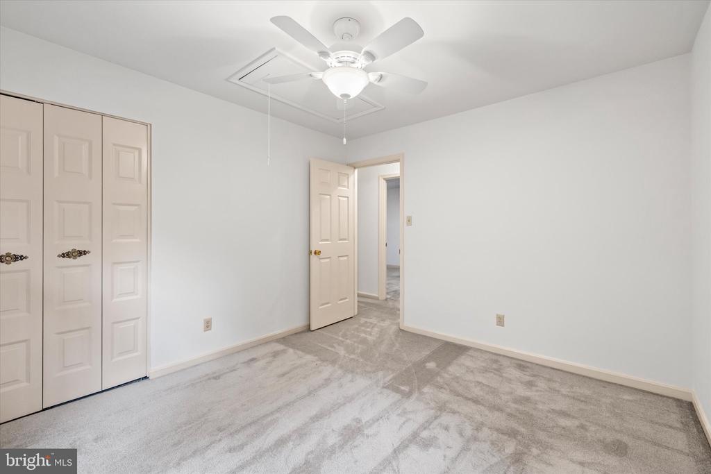 302 ALTOONA DRIVE