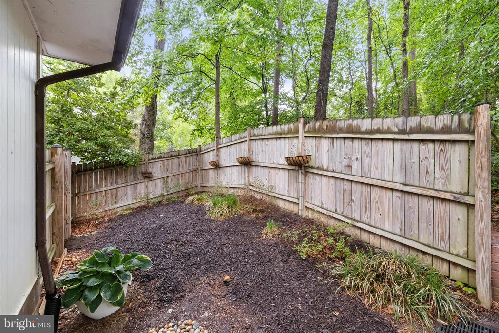 302 ALTOONA DRIVE