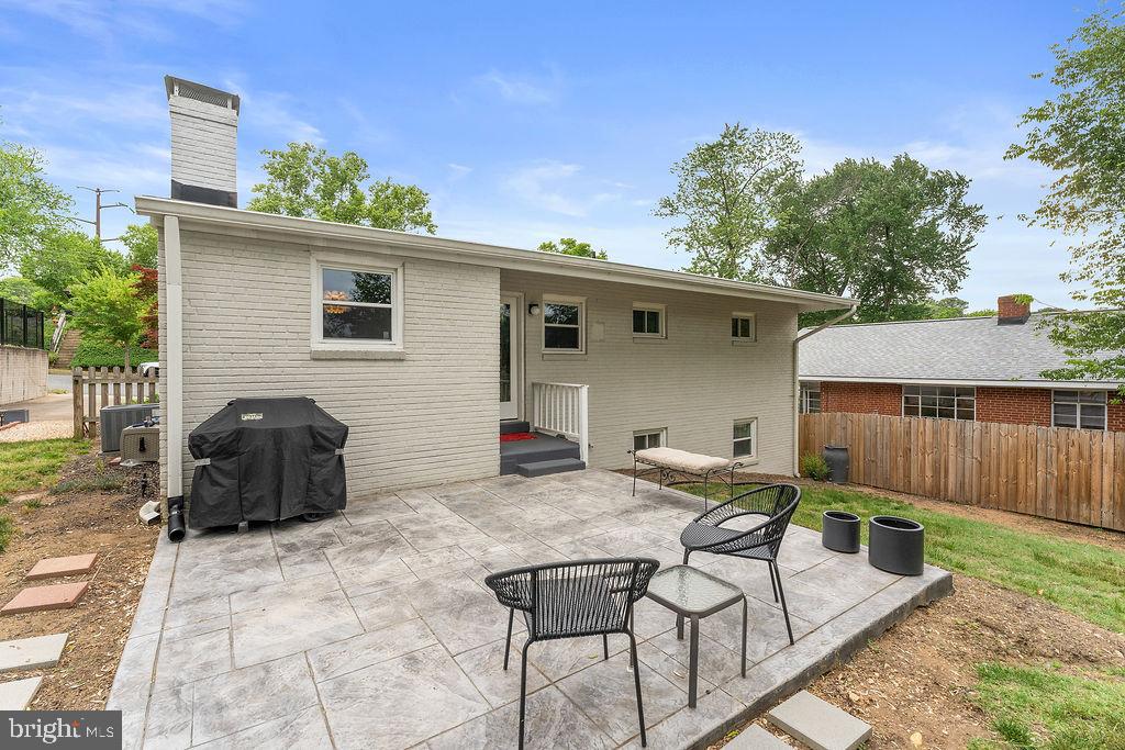 3103 LINDEN AVENUE