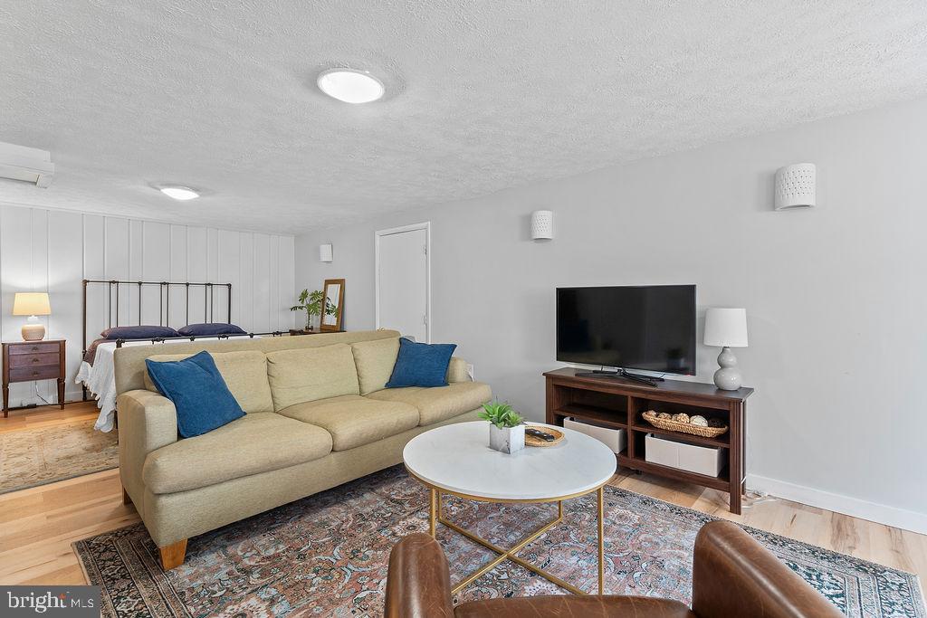 3103 LINDEN AVENUE