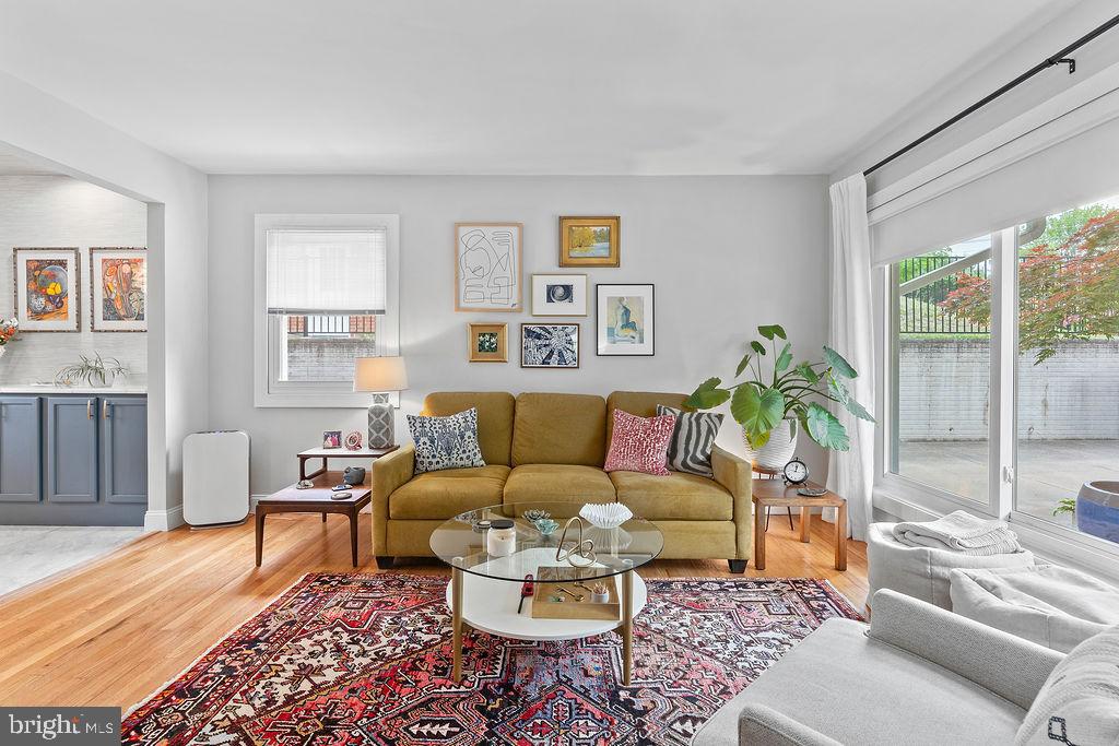 3103 LINDEN AVENUE
