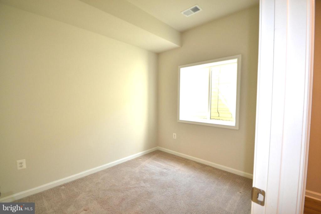 1318 TRESTLE DRIVE