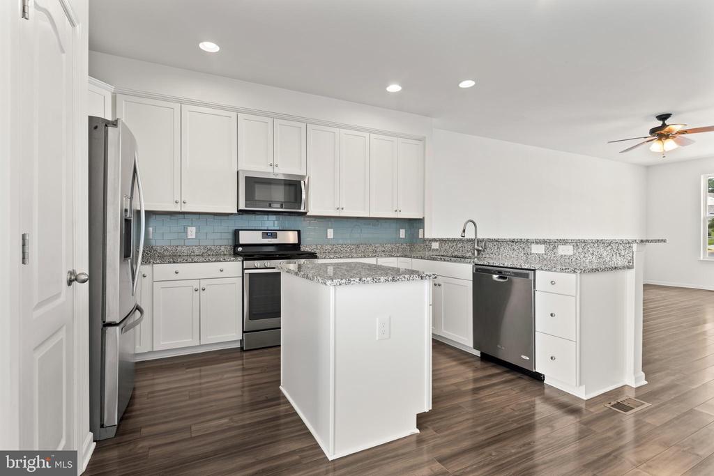 1418 HUDGINS FARM CIRCLE