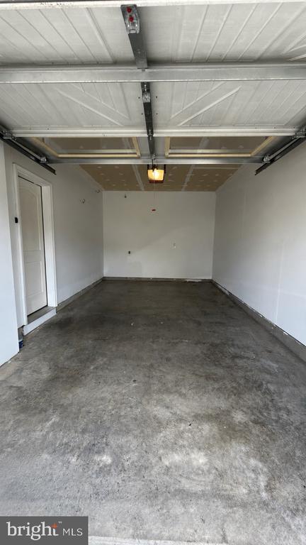 1418 HUDGINS FARM CIRCLE