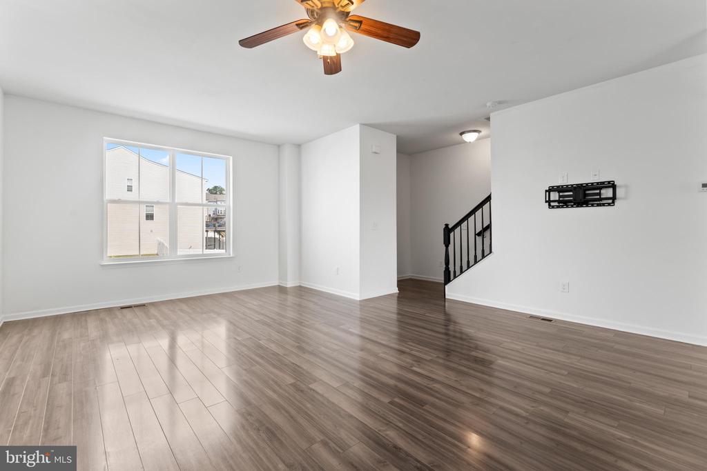 1418 HUDGINS FARM CIRCLE