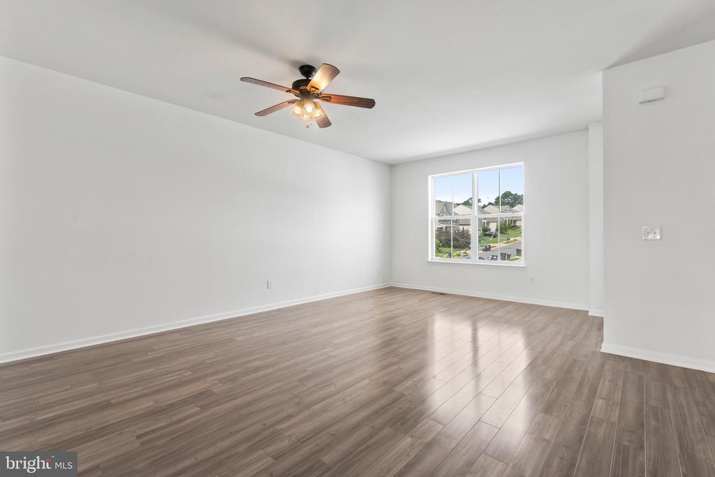 1418 HUDGINS FARM CIRCLE