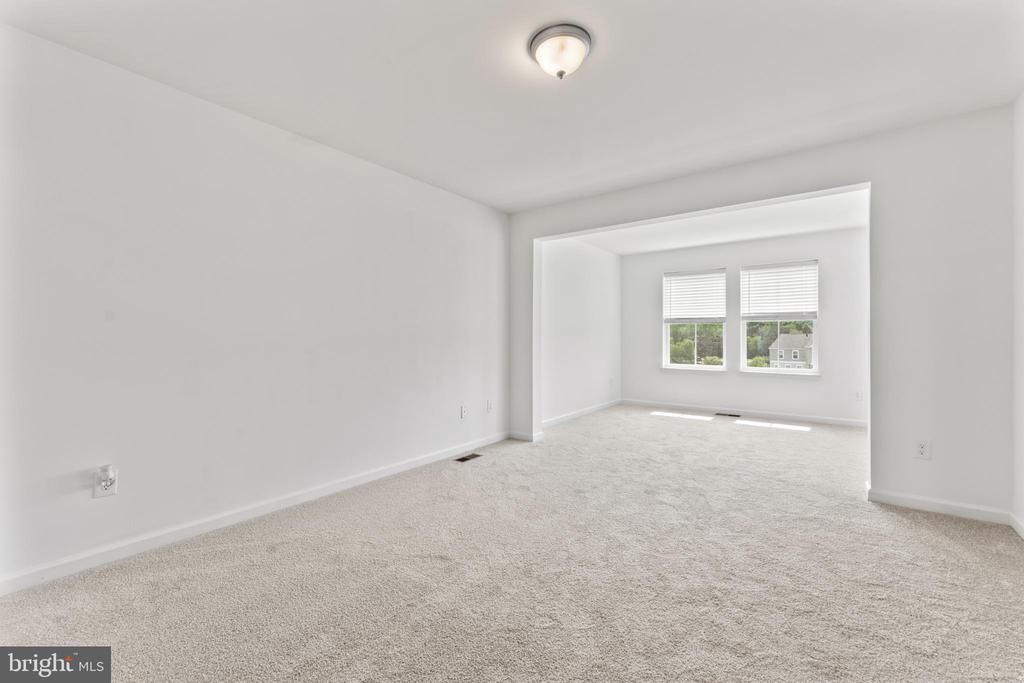1418 HUDGINS FARM CIRCLE