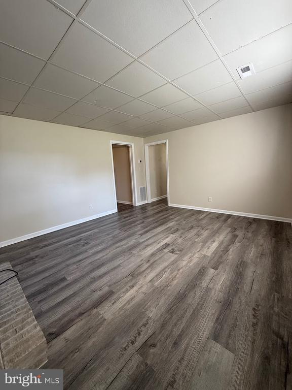 1212 PAYNE STREET B- LOWER UNIT