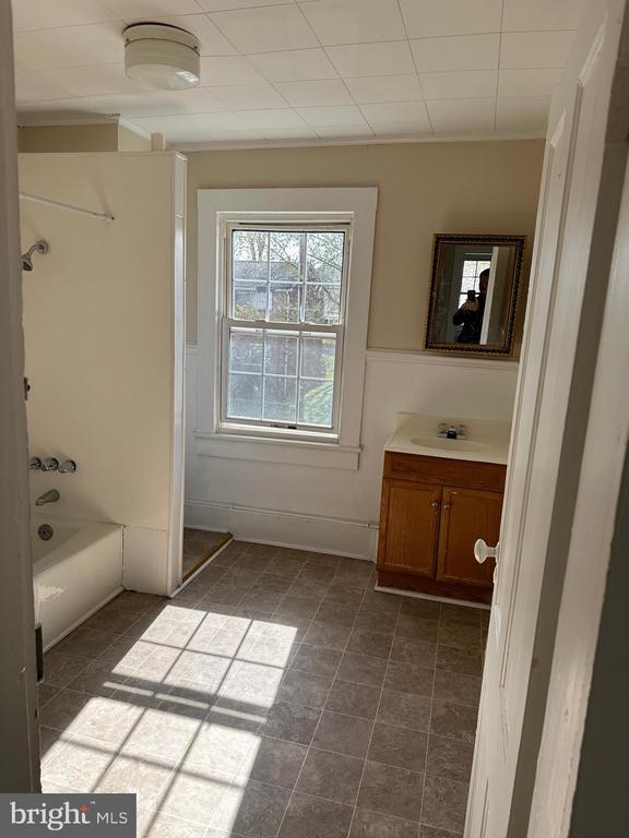 1605 Apt. B CHARLES STREET