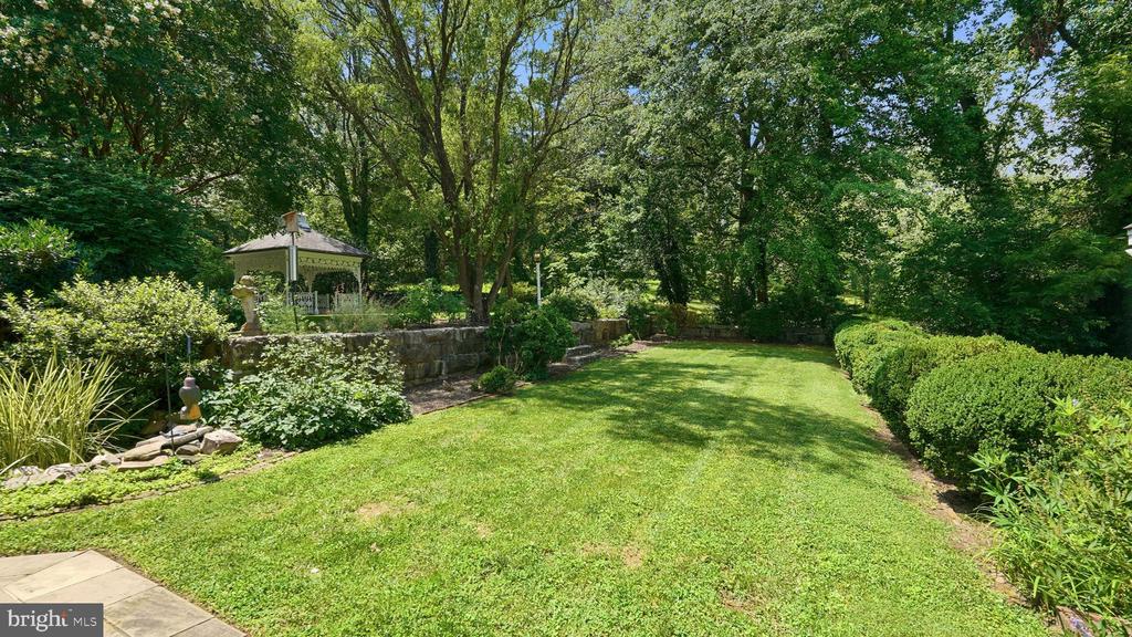 812 Beverly Dr, -5202, United States