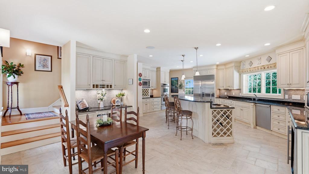 812 Beverly Dr, -5202, United States