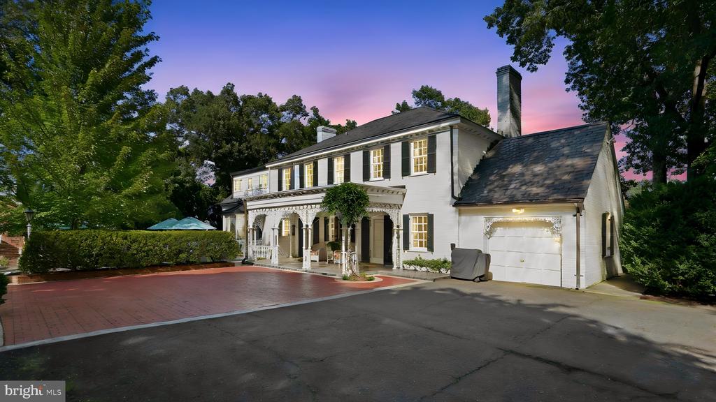 812 Beverly Dr, -5202, United States