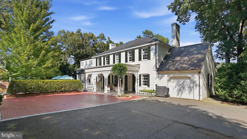 812 Beverly Dr, -5202, United States