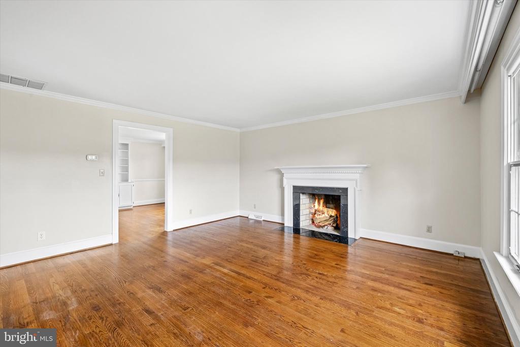 408 RIVERSIDE DRIVE