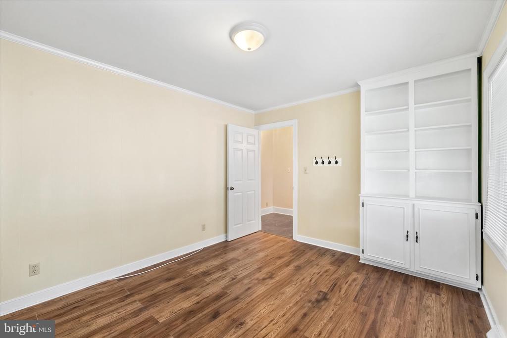 408 RIVERSIDE DRIVE