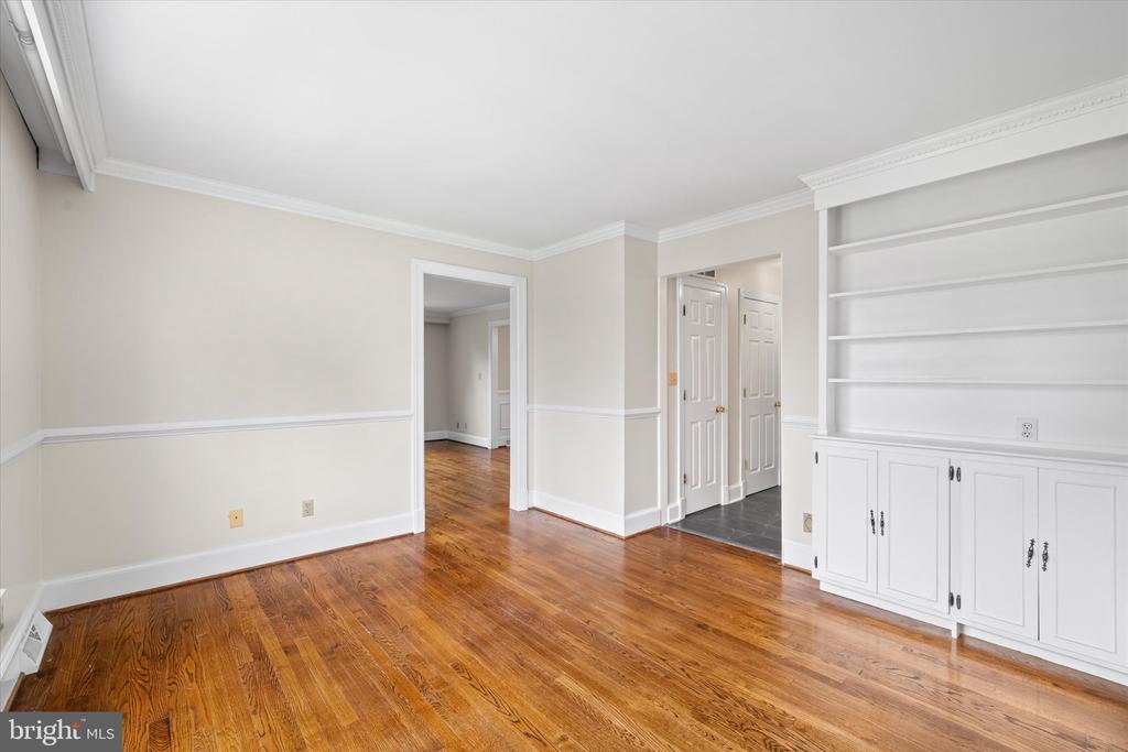 408 RIVERSIDE DRIVE