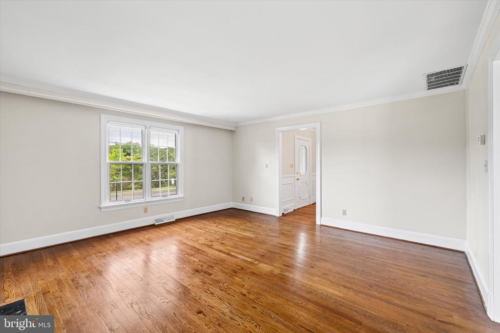 408 RIVERSIDE DRIVE