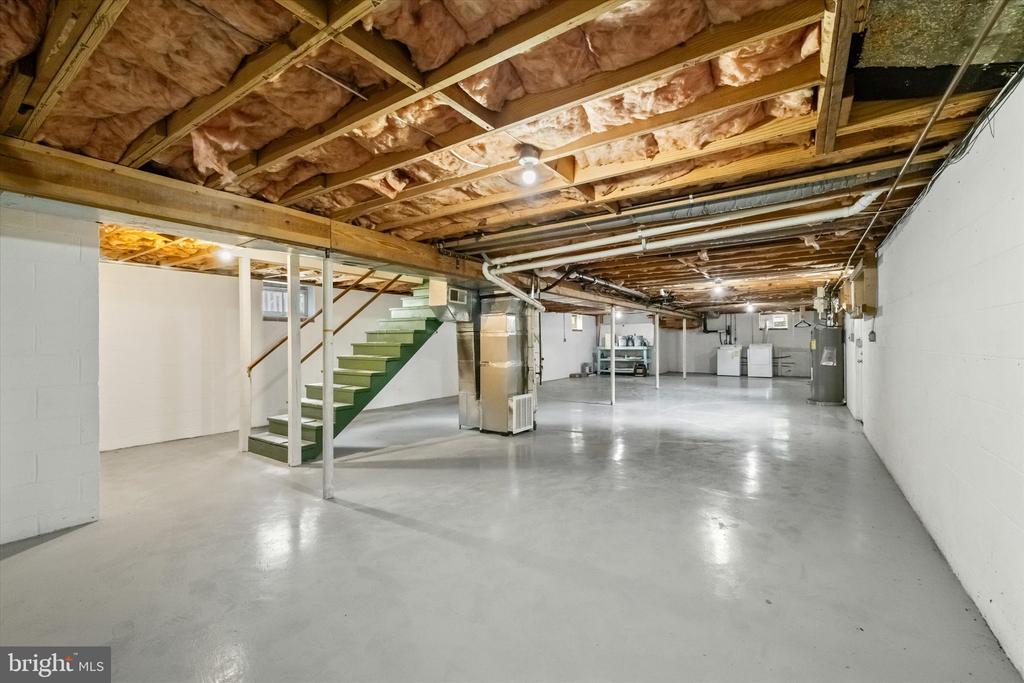 408 RIVERSIDE DRIVE