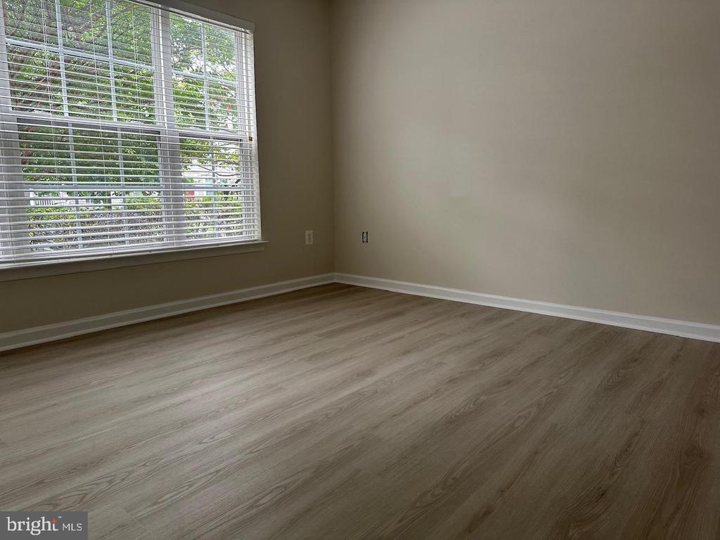 1310 SAUNDERS DRIVE