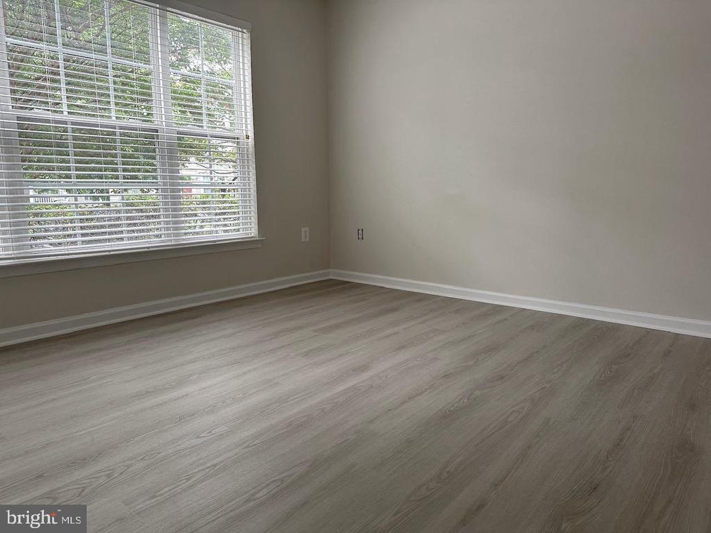 1310 SAUNDERS DRIVE