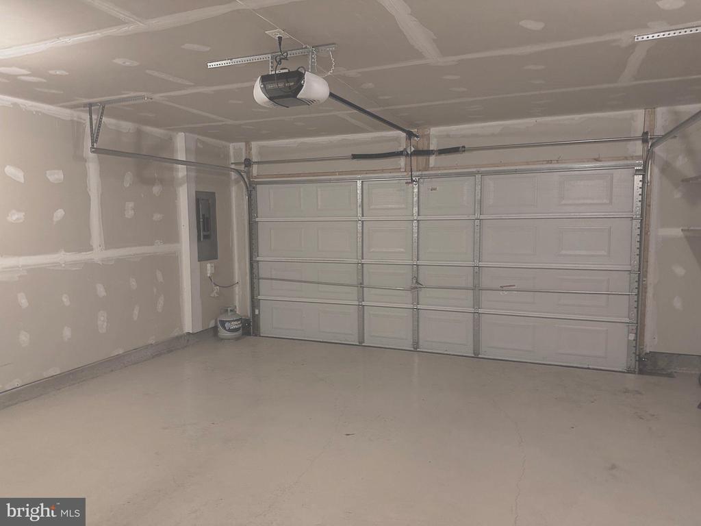 1310 SAUNDERS DRIVE