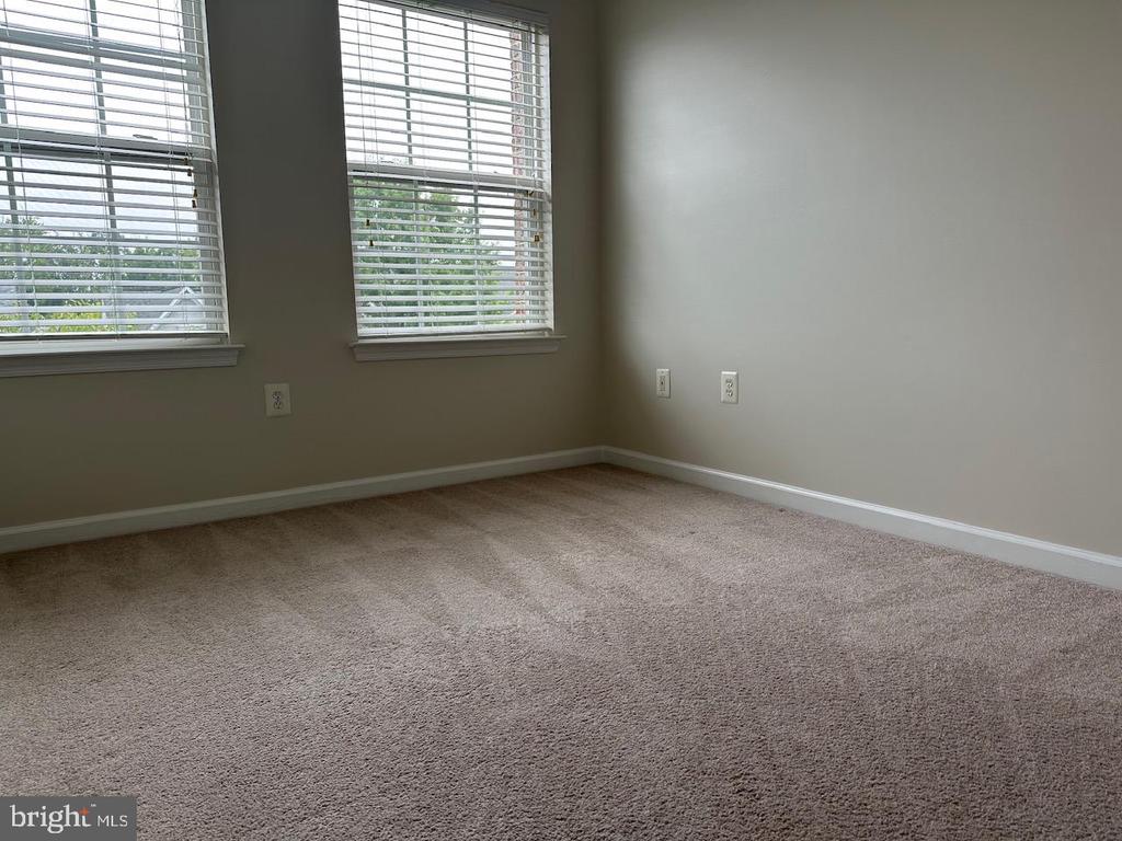 1310 SAUNDERS DRIVE