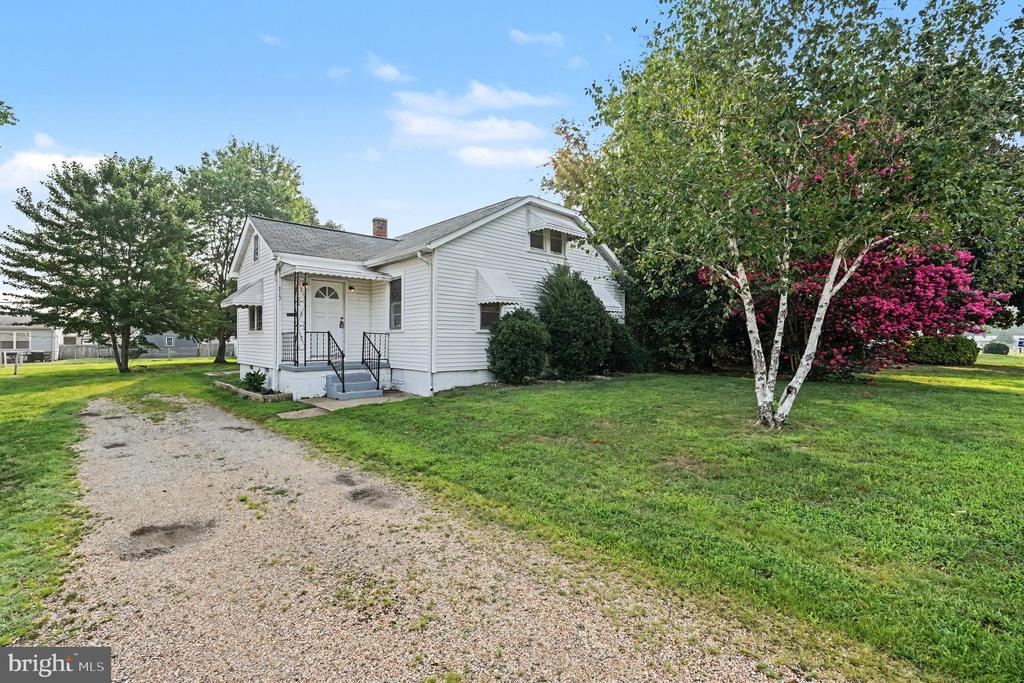 117 HILLCREST DRIVE