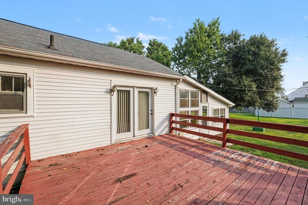 117 HILLCREST DRIVE