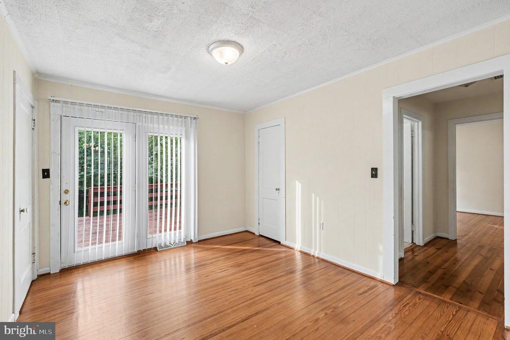 117 HILLCREST DRIVE