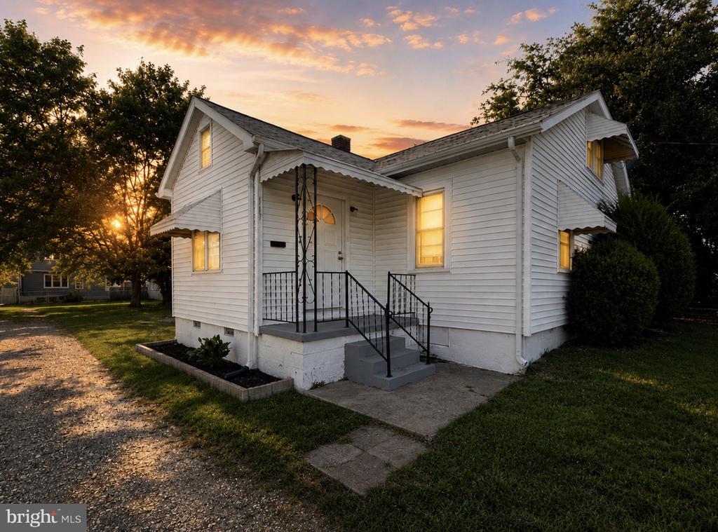 117 HILLCREST DRIVE