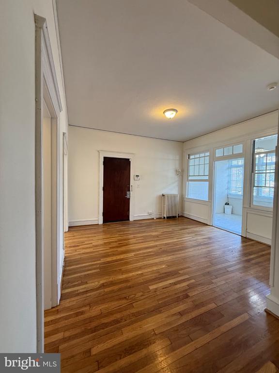 702 PRINCE EDWARD STREET Unit: 2