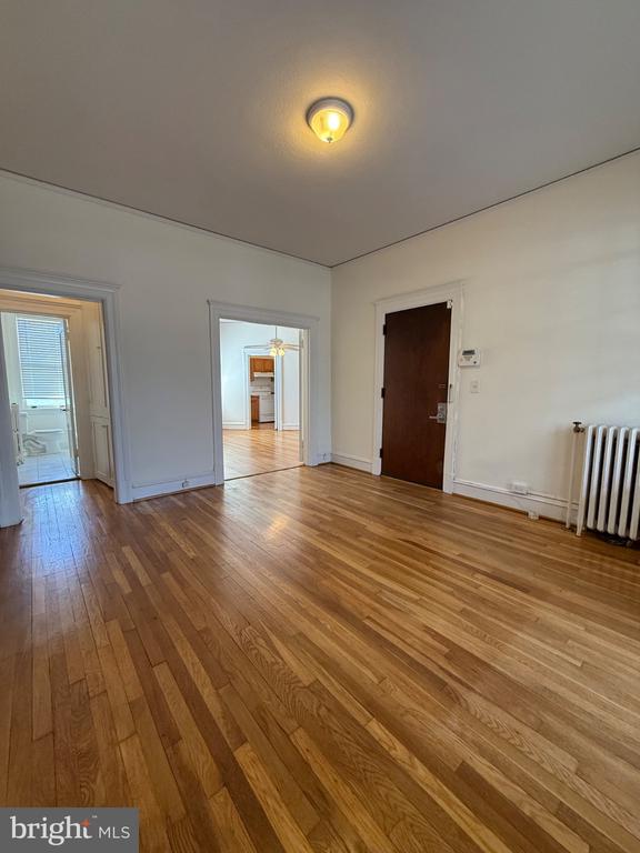 702 PRINCE EDWARD STREET Unit: 2