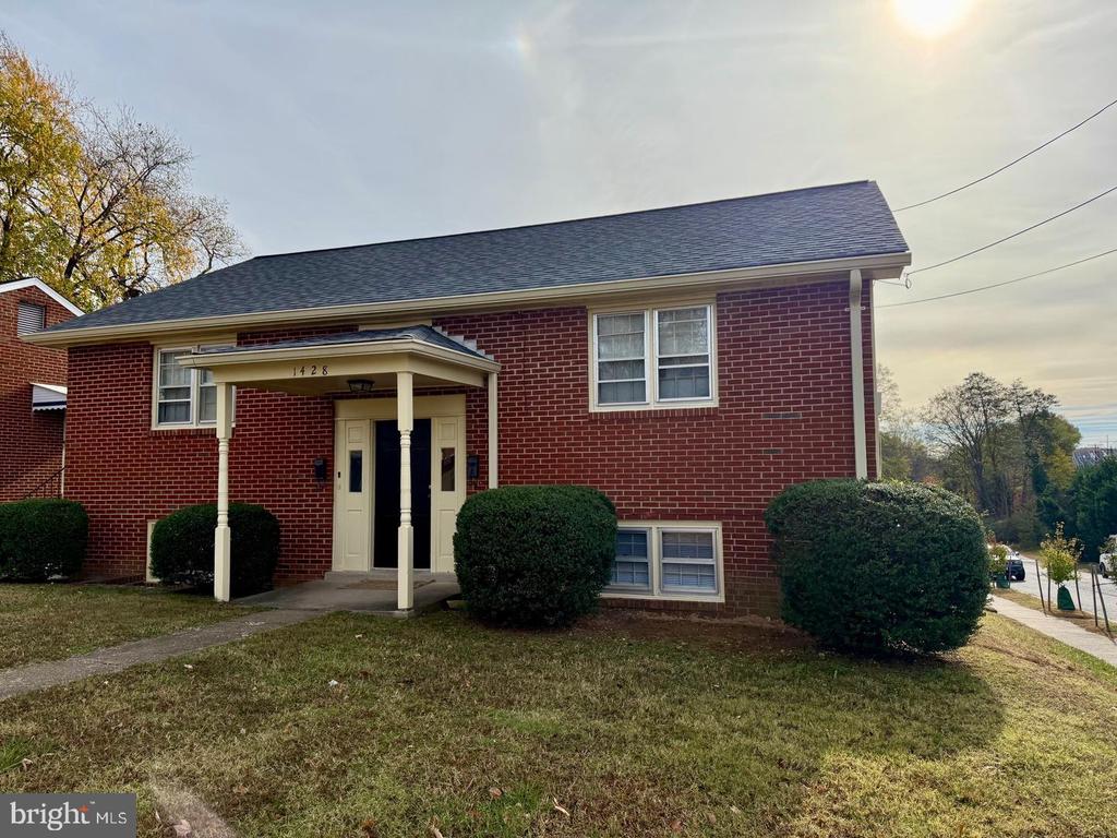 1428 PAYNE STREET Unit: UNIT B