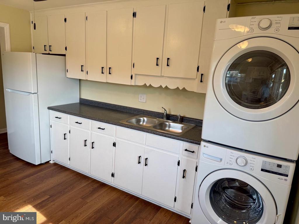 1428 PAYNE STREET Unit: UNIT B