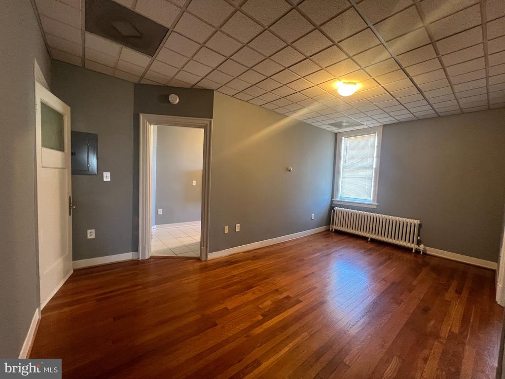 403 WILLIAM STREET Unit: 1