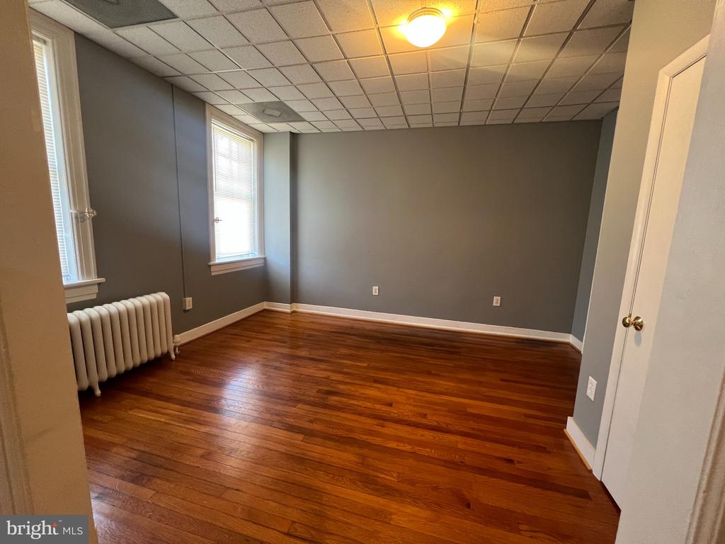 403 WILLIAM STREET Unit: 1