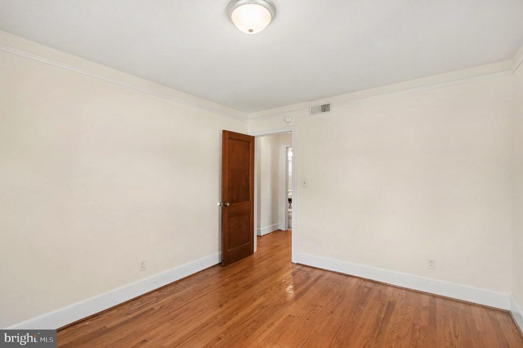 222 HILLCREST DRIVE