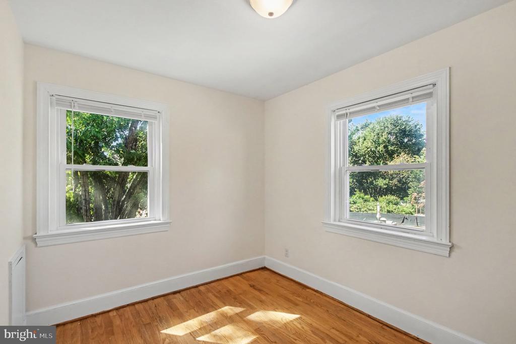 222 HILLCREST DRIVE