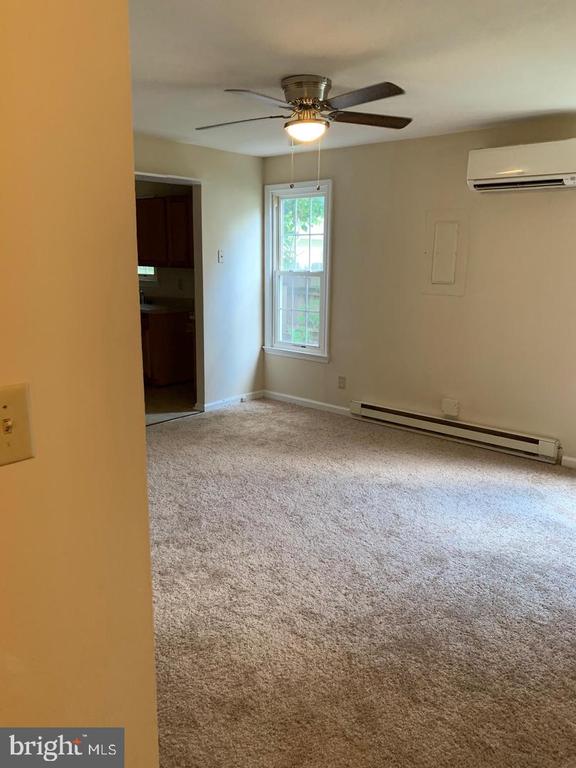 1605 CHARLES STREET Unit: APT C