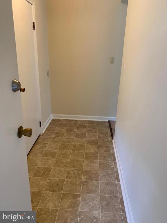 1605 CHARLES STREET Unit: APT C