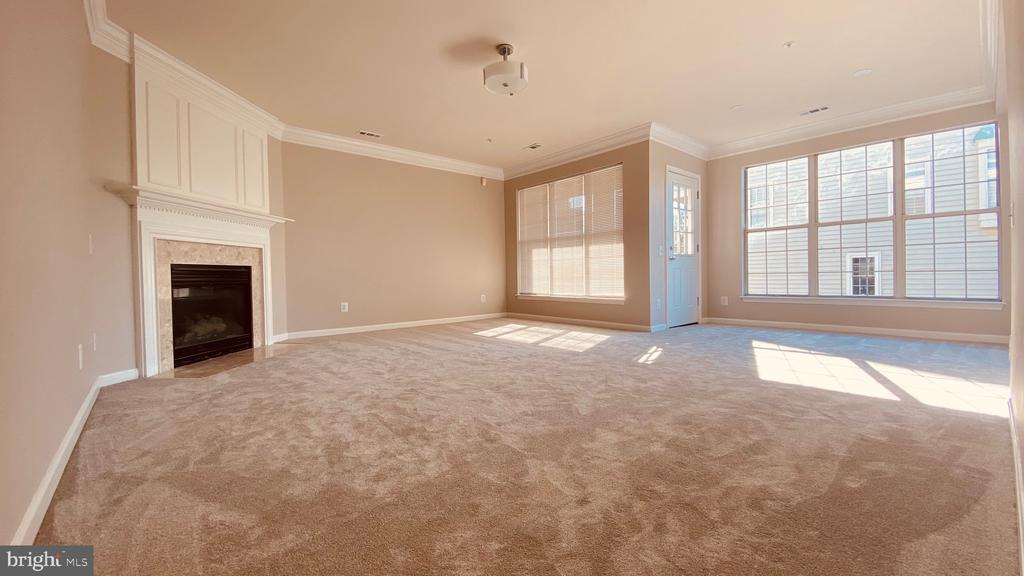 10369 SAGER AVENUE 302