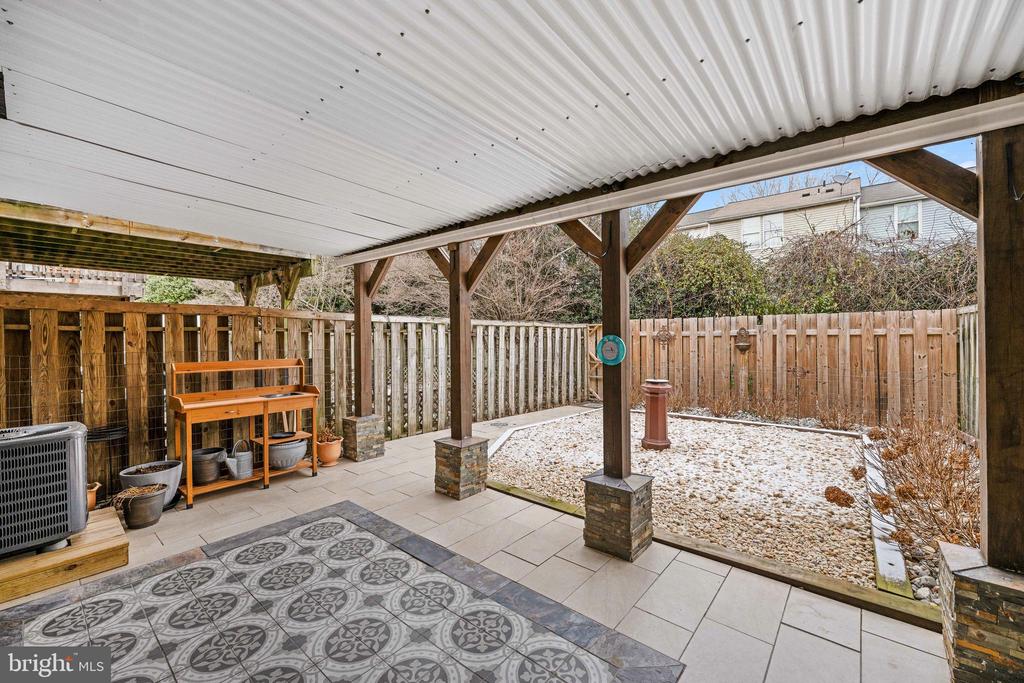 787 GENERAL WALLACE COURT